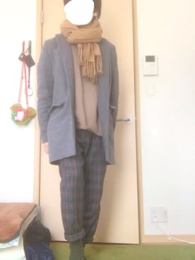 「靴下チラ見せ」｜「アイテム（チェスターコート）」を使った、ましろさん（メンズ・165cm）の春コーディネート