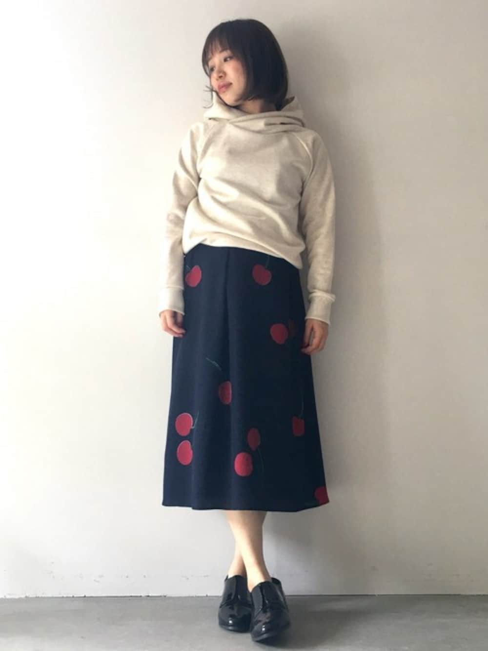 mio(BannerBarrett 本社)｜Banner Barrettのスカートを使った  