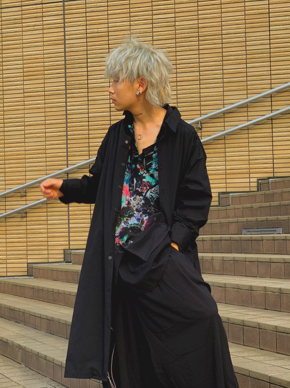 「ヨウジヤマモト、LAD MUSICIAN、ブラックスキャンダル、ヨウジヤマモトブラックスキャンダル、ブラックコーデ、GUCCI、COACH、いいね、save、フォローお願いします🤑、インスタフォローしてね！」｜「LAD MUSICIANのアイテム（シャツ/ブラウス、ブラック系）」を使った、れいきさん（メンズ・165cm）の夏コーディネートの1枚目の写真