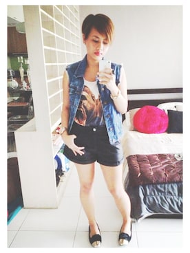 Korina De Jesusさんのコーディネート