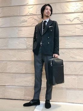 「EDIFICE（エディフィス）のアイテム（フォーマルスーツ/小物）」を使った、KANEKOさん（メンズ・180cm）の秋コーディネート