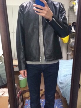 「グレーニット」｜「アイテム（ライダースジャケット）」を使った、りょうさん（メンズ・178cm）の秋コーディネート
