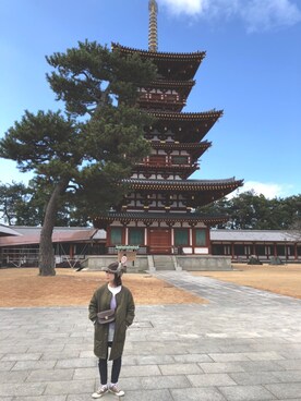 「ADAM ET ROPE'（アダムエロペ）のラウンドクロスボディーバッグ（ショルダーバッグ）」を使った、e..aya..・さん（レディース・150cm）の冬コーディネート