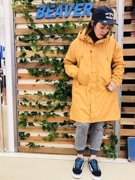 「MANASTASH（マナスタッシュ）のアイテム（マウンテンパーカー）」を使った、さゆるゆるさん（レディース・155cm）の秋コーディネート