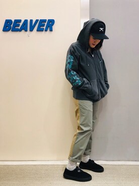 「AlexanderLeeChang（アレキサンダーリーチャン）のアイテム（パンツ）」を使った、さゆるゆるさん（レディース・155cm）の春コーディネート