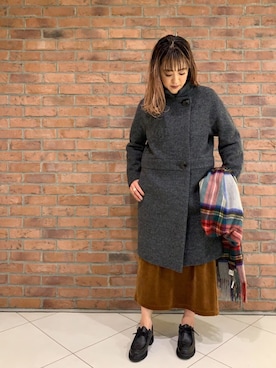 「チェックマフラー」｜「アイテム（その他アウター）」を使った、さゆるゆるさん（レディース・155cm）の秋コーディネート
