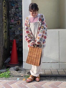 「MANASTASH（マナスタッシュ）のアイテム（オールインワン・サロペット）」を使った、さゆるゆるさん（レディース・155cm）の春コーディネート