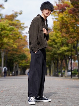 「LILL（リル）のアイテム（ニット/セーター）」を使った、KAIさん（メンズ・183cm）の秋コーディネート