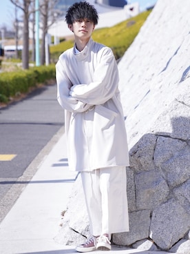 「オールホワイト」｜「アイテム（モッズコート）」を使った、KAIさん（メンズ・183cm）の春コーディネート