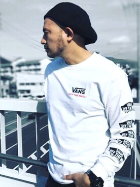「VANS（バンズ）のアイテム（Tシャツ/カットソー）」を使った、Yusuke Tanakaさん（メンズ・173cm）の冬コーディネート