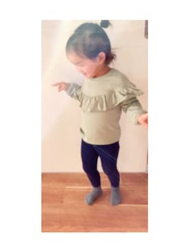 「アイテム（レッグウェア、グリーン系）」を使った、SHeさん（キッズ・90cm）の秋コーディネート