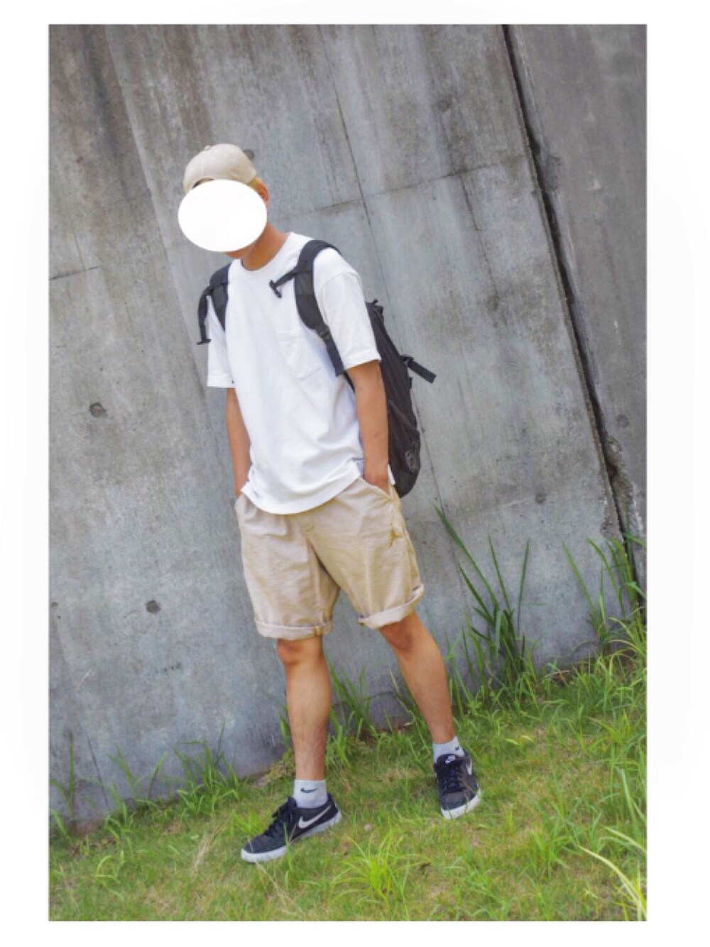 「夏、白Tシャツ、ストリート、NIKE、足元はスポーティーに」｜「UNIQLOのMEN ビッグシルエットポケ付きT（半袖）（Tシャツ/カットソー、ホワイト系）」を使った、skater_boyさん（メンズ・182cm）の夏コーディネートの1枚目の写真