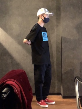 「スケボー」｜「アイテム（その他）」を使った、JUNさん（メンズ・173cm）の秋コーディネート