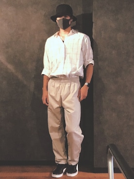 「美容師」｜「アイテム（その他）」を使った、JUNさん（メンズ・173cm）の秋コーディネート