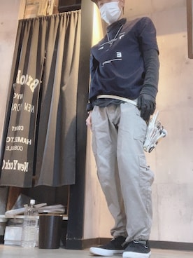 「スケボー」｜「アイテム（アクセサリー）」を使った、JUNさん（メンズ・173cm）の冬コーディネート