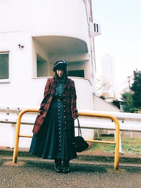 「デニムワンピース」｜「アイテム（ハンチング/ベレー帽）」を使った、ミーコさん（レディース・158cm）の秋コーディネート