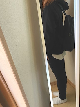 「MOLESKINE（モレスキン）のアイテム」を使った、ぴよ美さん（レディース・168cm）の冬コーディネート