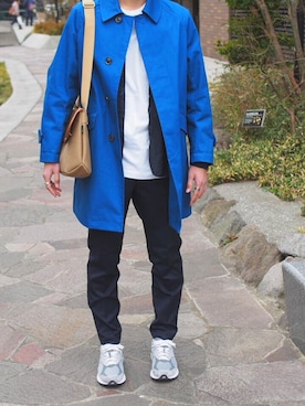「ネイビー×ホワイト」｜「アイテム（ステンカラーコート）」を使った、たなかさん（メンズ・178cm）の冬コーディネート
