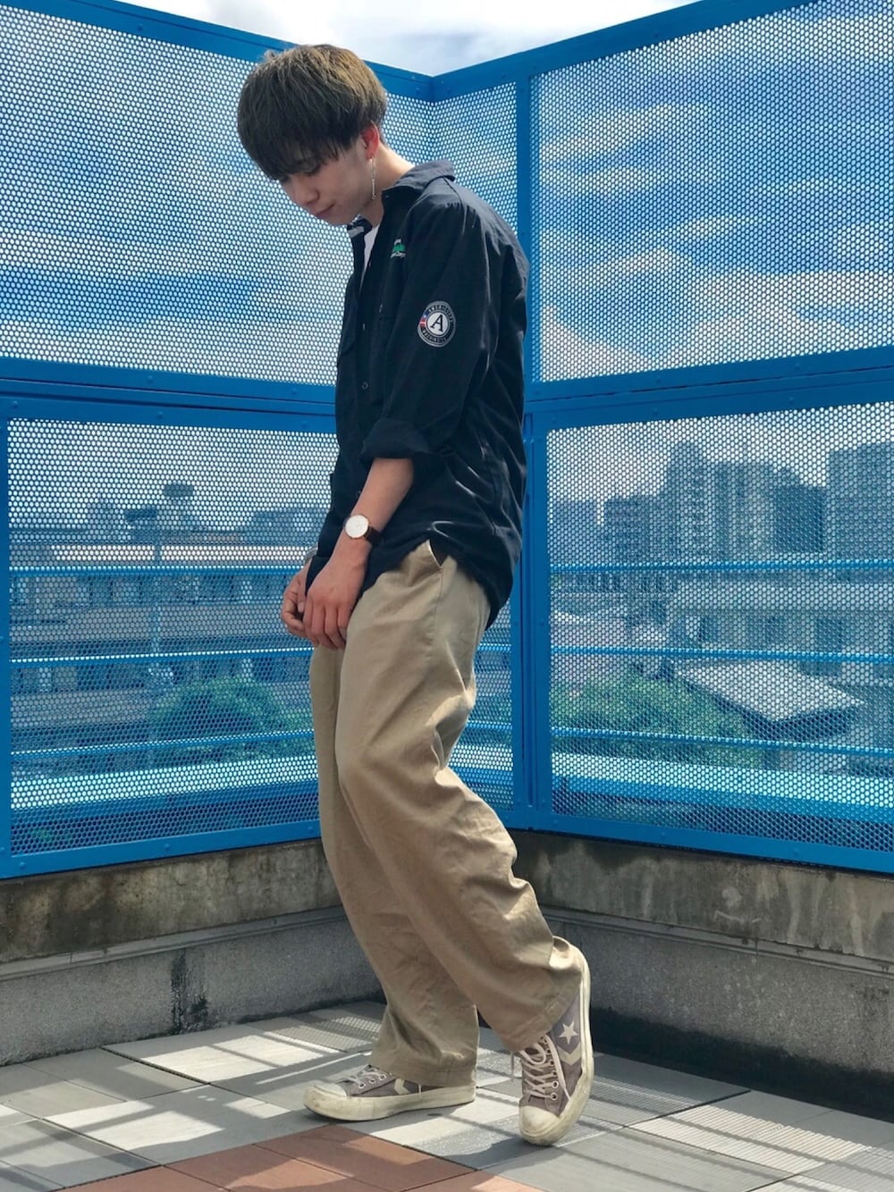 「カジュアルコーデ、ディッキーズ(Dickies)、チノパン、カジュアル、春コーデ、古着、おしゃれさんと繋がりたい、いいね、save、フォローお願いします🤑、古着MIX、ワイドパンツ」｜「RAGEBLUEのUSAコットンドロップクルーTシャツ/793430（Tシャツ/カットソー、ホワイト系）」を使った、るいさん（メンズ・170cm）の春コーディネートの1枚目の写真