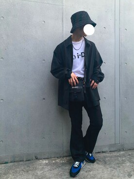 「Yves Saint Laurent（イヴサンローラン）のアイテム（アクセサリー）」を使った、るいさん（メンズ・170cm）の秋コーディネート