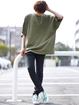 「BASQUE magenta（バスクマゼンタ）のアイテム（Tシャツ/カットソー）」を使った、taiさん（メンズ・179cm）の春コーディネート