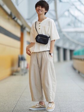 ショルダーバッグを使った Gu のメンズ人気ファッションコーディネート Wear