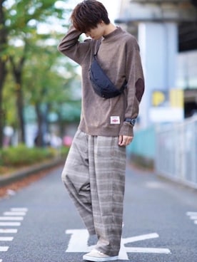 「BASQUE magenta（バスクマゼンタ）のアイテム（Tシャツ/カットソー）」を使った、taiさん（メンズ・179cm）の秋コーディネート