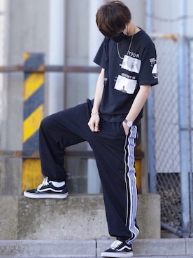 「BASQUE magenta（バスクマゼンタ）のアイテム（Tシャツ/カットソー）」を使った、taiさん（メンズ・179cm）の春コーディネート