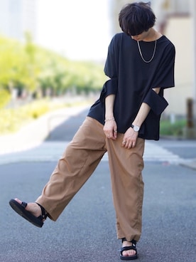 「suicoke（スイコック）のアイテム」を使った、taiさん（メンズ・179cm）の春コーディネート