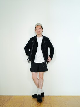 Sacaiのライダースジャケットを使った人気ファッションコーディネート