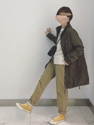 wakuwaku使用「MERLOT IKYU（チノテーパードパンツ005-5527）」的時尚穿搭