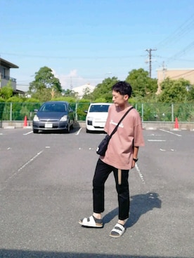 「NUMERALS（ヌメラルズ）のアイテム（Tシャツ/カットソー）」を使った、清盛君さん（メンズ・164cm）の夏コーディネート