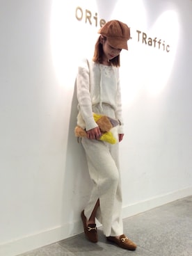 「アイテム（クラッチバッグ、イエロー系）」を使った、OrientalTraffic 天王寺店さん（レディース・155cm）の秋コーディネート
