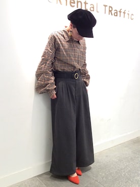 「アイテム（パンプス、オレンジ系）」を使った、OrientalTraffic 天王寺店さん（レディース・155cm）の冬コーディネート