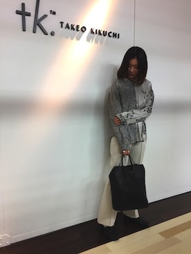 「tk.TAKEO KIKUCHI（ティーケータケオキクチ）のアイテム（バッグ）」を使った、tk.TAKEOKIKUCHI仙台パルコさん（レディース・163cm）の春コーディネート