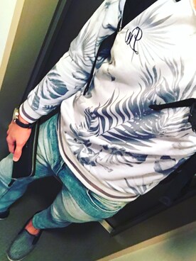 「アイテム（スリッポン、ブルー系）」を使った、Naokiさん（メンズ・178cm）の春コーディネート