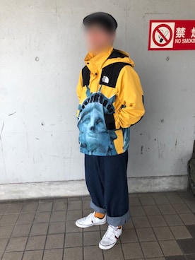 「シュプリーム」｜「アイテム（マウンテンパーカー）」を使った、ryuseiさん（メンズ・169cm）の冬コーディネート