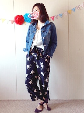 「とろみシャツ」｜「アイテム（ジャケット/アウター）」を使った、niko🍏さん（レディース・158cm）の春コーディネート