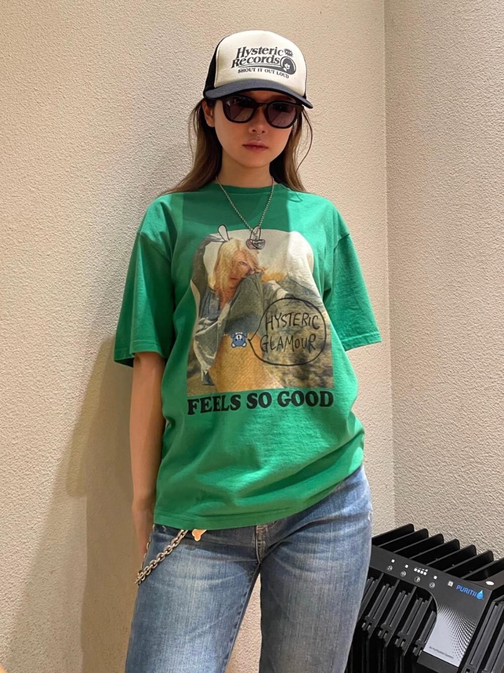 「スキニー、メッシュキャップ、低身長、ヒステリックグラマー、hysteric glamour、夏コーデ、Ｔシャツ、シンプルこーで、ストリート⁈」｜「HYSTERIC GLAMOURのSP加工スリムデニムパンツ（デニムパンツ、ブルー系）」を使った、アミさん（レディース・149cm）の夏コーディネートの1枚目の写真