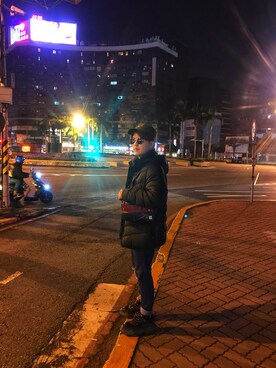 鍾秉さんのコーディネート