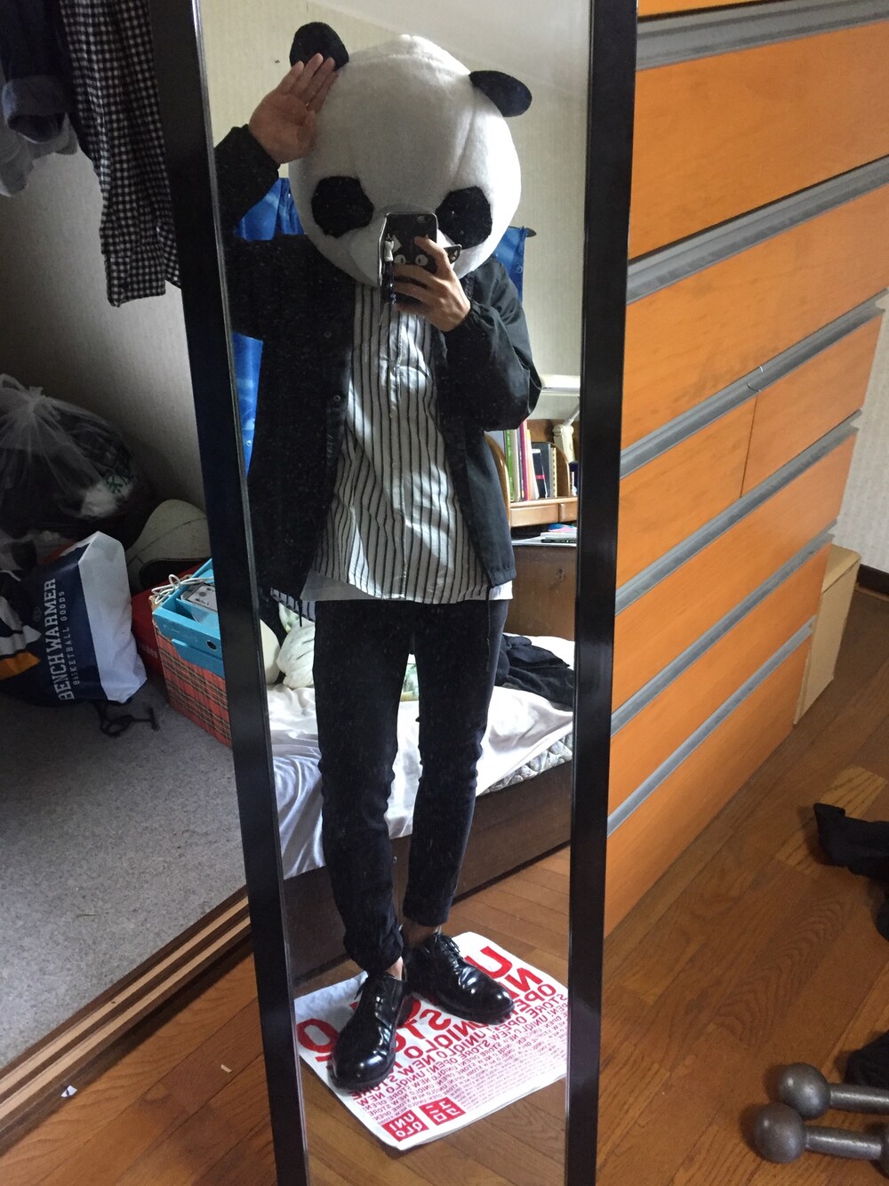 「古着屋のアイテム（その他アウター、ブラック系）」を使った、Techi🐼さん（メンズ・169cm）の秋コーディネートの1枚目の写真