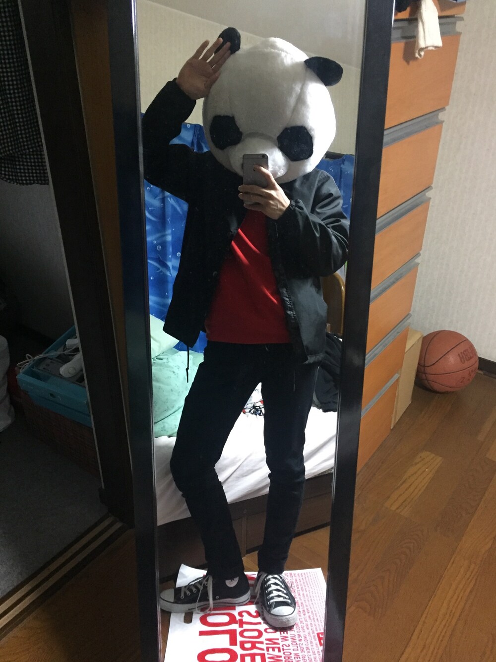「autumn、winter、コーチジャケット」｜「古着屋のアイテム（その他アウター、ブラック系）」を使った、Techi🐼さん（メンズ・169cm）の秋コーディネートの1枚目の写真
