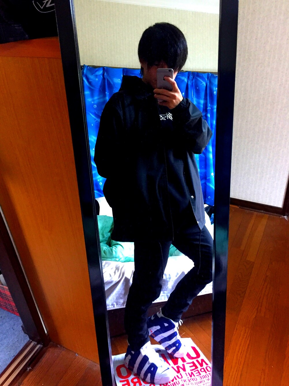 「autumn、stussy、コーチジャケット、パーカー、モアテン」｜「STUSSYのSmooth Stock App Hood（パーカー、ブラック系）」を使った、Techi🐼さん（メンズ・169cm）の秋コーディネートの1枚目の写真