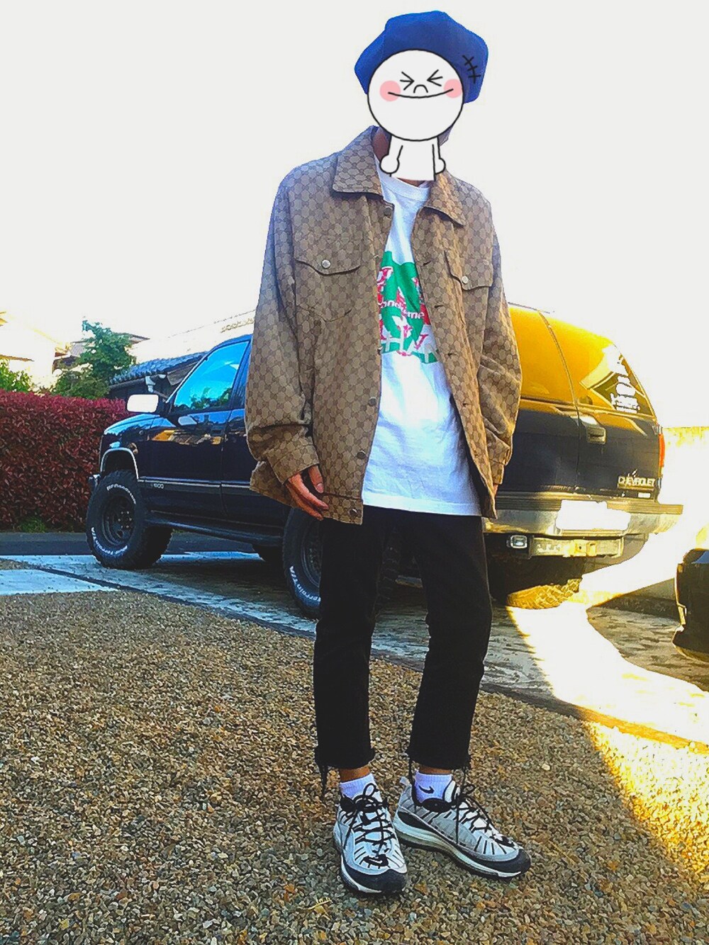「コンバース、GUCCI、CHANEL、nike、kaiko、dope、pop」｜「GUCCIのアイテム（ブルゾン、ベージュ系）」を使った、寺さん（メンズ・270cm）の春コーディネートの1枚目の写真
