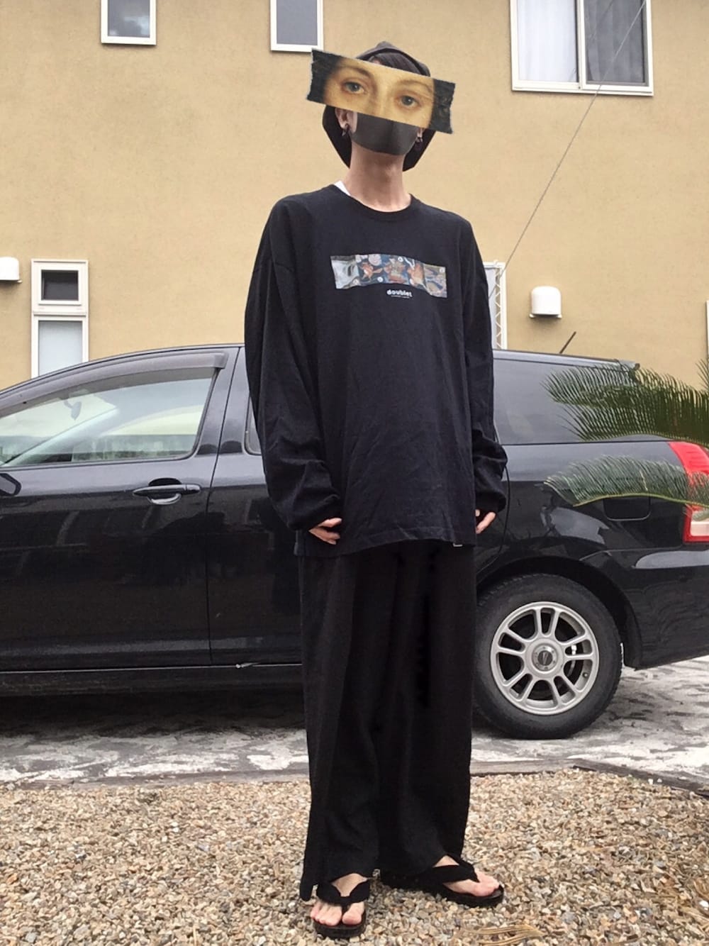 「doublet、ka na ta、kaiko、geta、dope、pop」｜「doubletのアイテム（Tシャツ/カットソー、ブラック系）」を使った、寺さん（メンズ・270cm）の春コーディネートの1枚目の写真