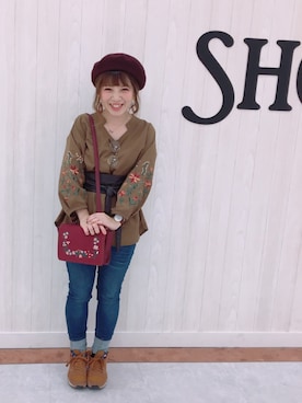 「Cutie Blonde（キューティーブロンド）のピーチスキン刺しゅうブラウス（シャツ/ブラウス、ブラウン系）」を使った、ntkumao☺さん（レディース・150cm）の秋コーディネート