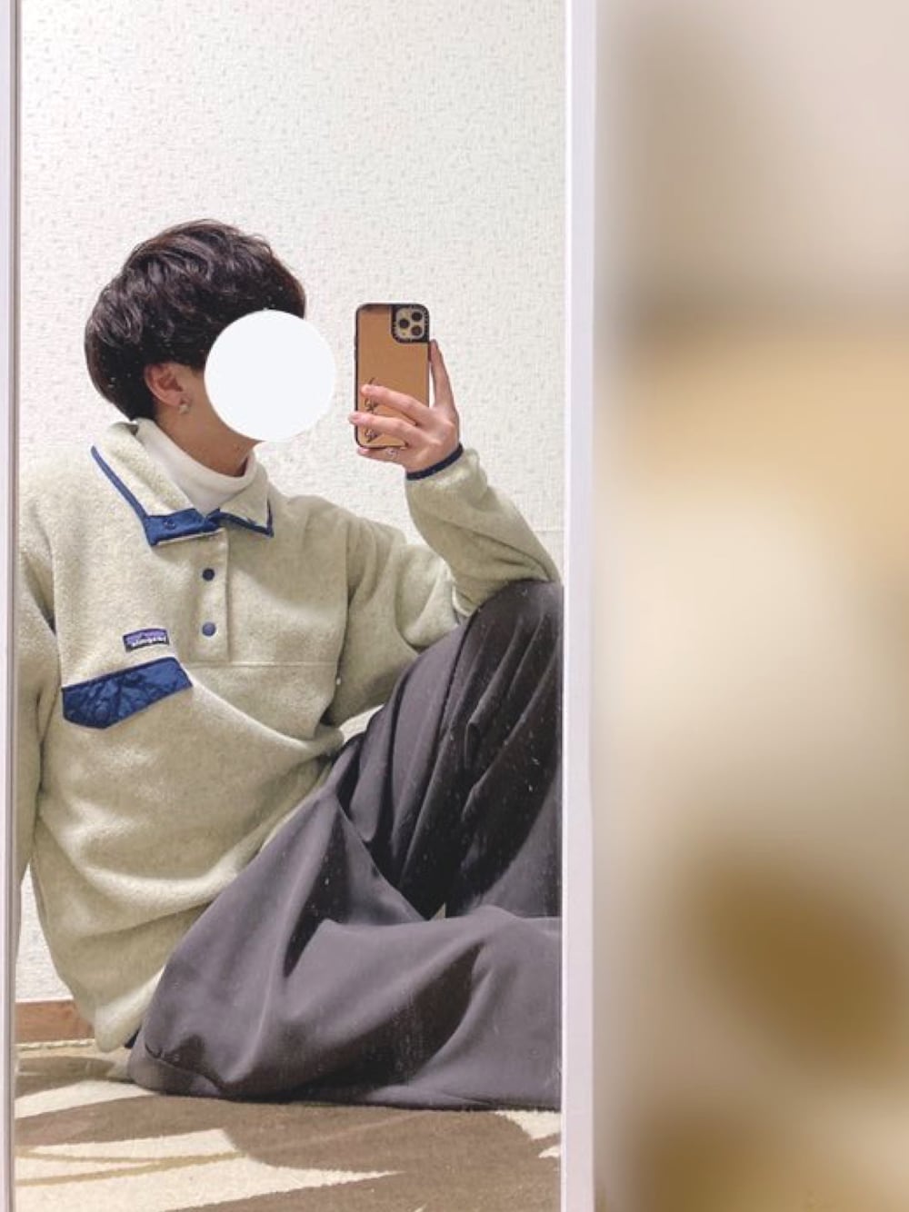 「春コーデ、大人カジュアル、シンプルコーデ、カジュアルコーデ、キレイめ、UNIQLO、ootd、patagonia、シンチラ、ホワイト」｜「patagoniaのpatagonia/パタゴニア MS SYNCHILLA SNAP Tメンズ・ライトウェイト・シンチラ・スナップT・プルオーバー（スウェット、ホワイト系）」を使った、cocoさん（メンズ・171cm）の春コーディネートの1枚目の写真