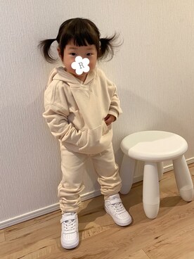 「アイテム（スウェットパンツ）」を使った、𝙍 ❤︎さん（キッズ・80cm）の春コーディネート