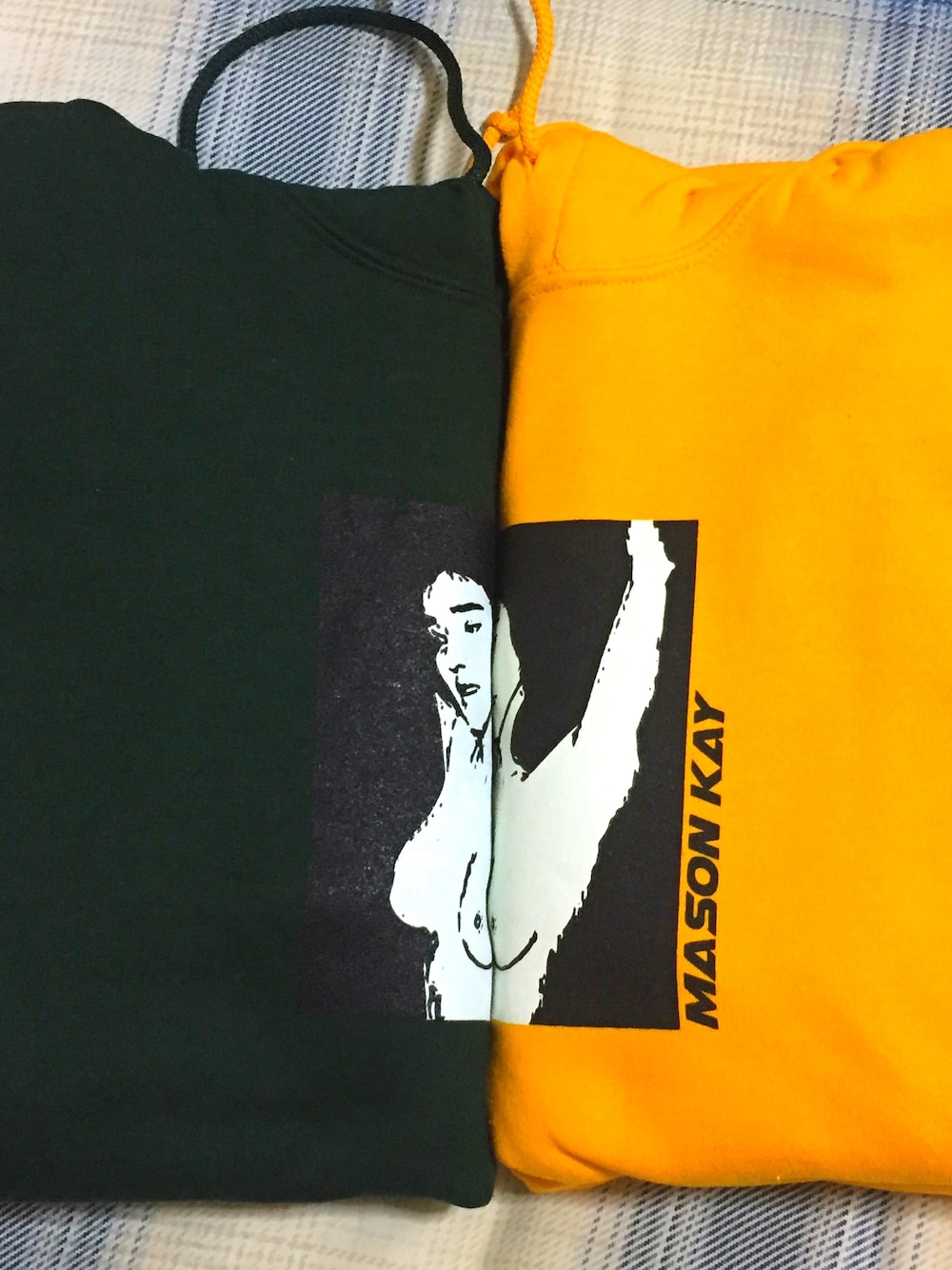 「パーカー、ストリート、MASON KAY、Victim of Deception、デスコア」｜「MASON KAYのアイテム（パーカー、その他）」を使った、高円寺の古着屋店員さん（メンズ・170cm）の夏コーディネートの1枚目の写真