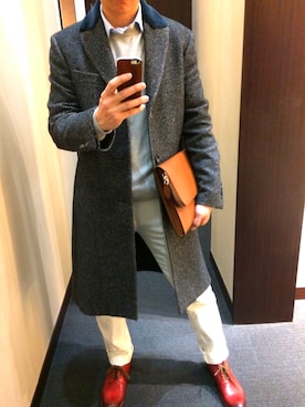 「アイテム（ムートンコート、グレー系）」を使った、Hiroshi Matsuuraさん（メンズ・178cm）の冬コーディネート